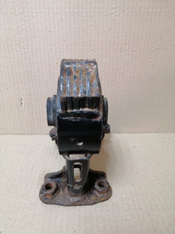 Подушка двигателя задняя CT200 11-17 2013 1.8 2ZRFXE