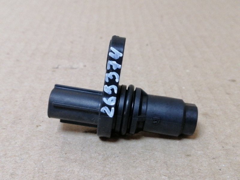 Запчасть датчик положения распредвала LEXUS CT200 11-17 2013 1.8 2ZRFXE 90919-05060 Б/У Датчик положения распредвала LEXUS CT200 11-17 2013 1.8 2ZRFXE 90919-05060 Б/У