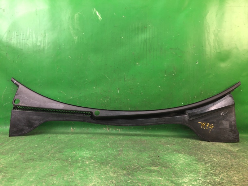 Пластик под лобовое стекло / Жабо VOLKSWAGEN JETTA 05-10 Седан 2.5 Пластик под лобовое стекло / Жабо VOLKSWAGEN JETTA 05-10 Седан 2.5