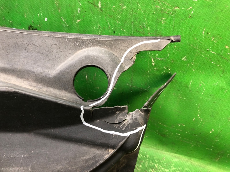 Пластик под лобовое стекло / Жабо SONATA YF 10-14