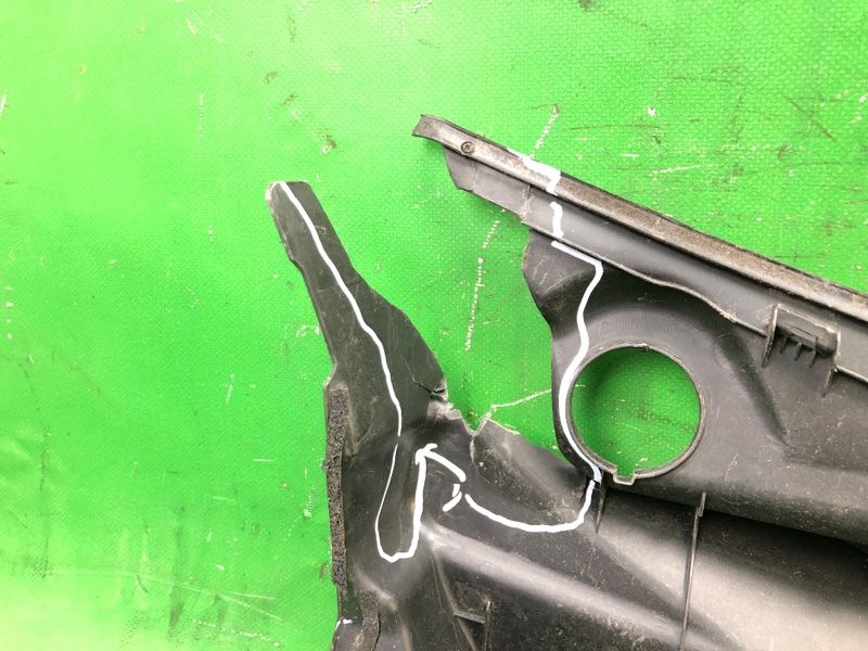 Пластик под лобовое стекло / Жабо SONATA YF 10-14