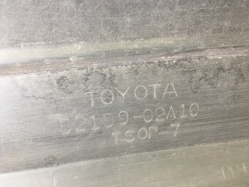 Бампер задний COROLLA E170 13-19 Бампер задний COROLLA E170 13-19