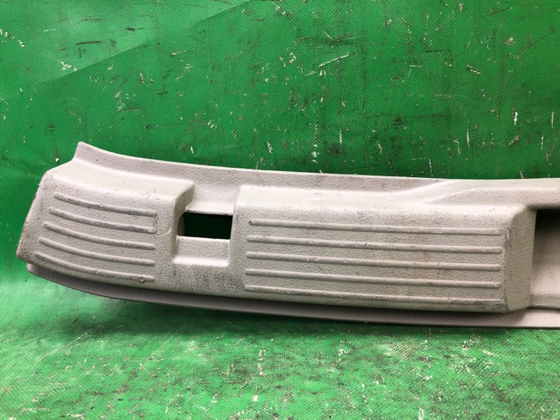 Накладка на порог багажника EDGE 06-14 2010 T35PDED