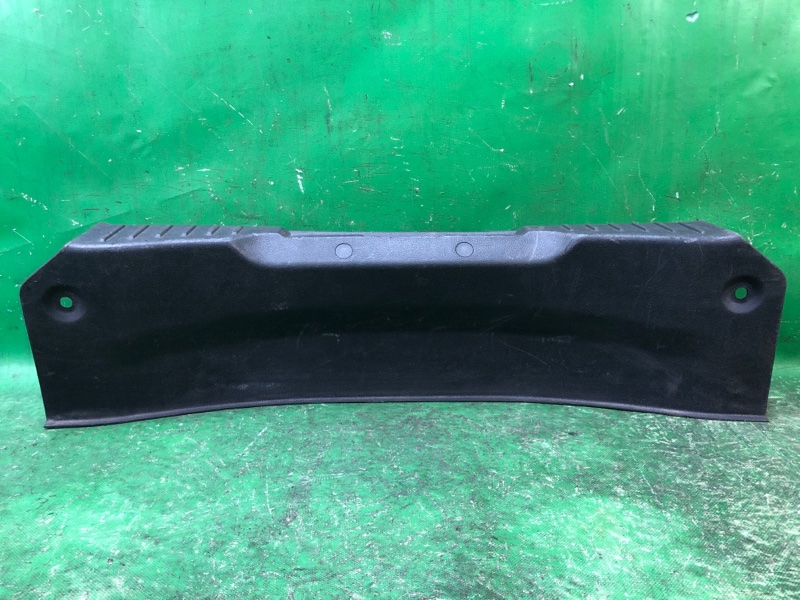 Накладка на порог багажника FORD FOCUS 10-18 2016 MK3 2.0 C20HDEX CV6Z-5440374-AA Б/У