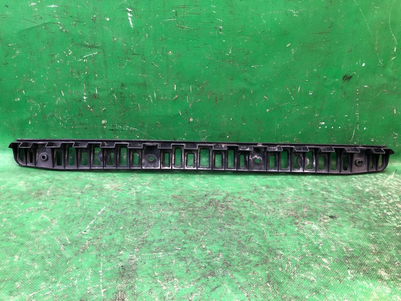 Кронштейн заднего бампера VOLKSWAGEN JETTA 05-10 Седан 2.5