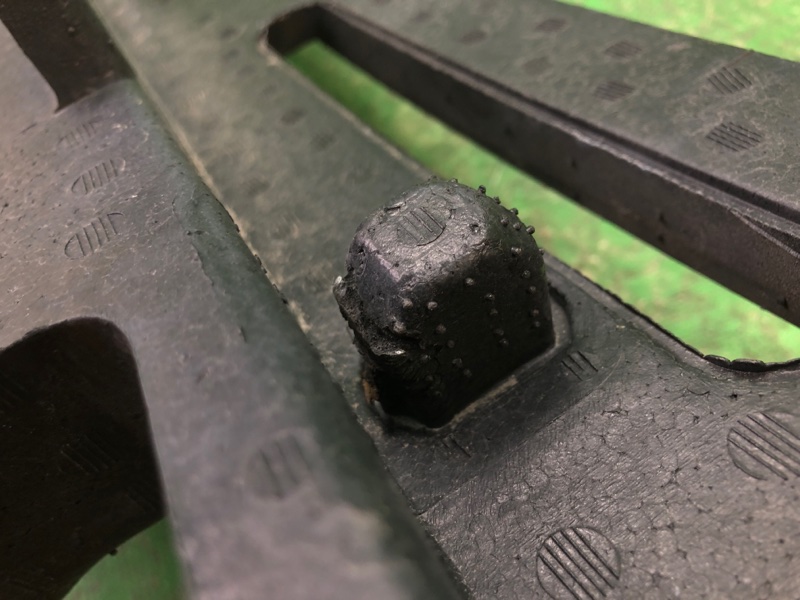 Наполнитель бампера задний JUKE 10-19 2011 1.6 MR16DDT