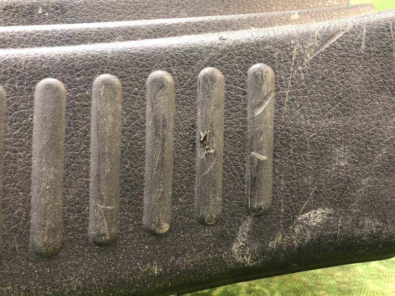 Накладка на порог багажника KIA SORENTO XM 09-14