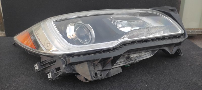 Фара передняя правая OUTBACK BS 14-21 Фара передняя правая OUTBACK BS 14-21