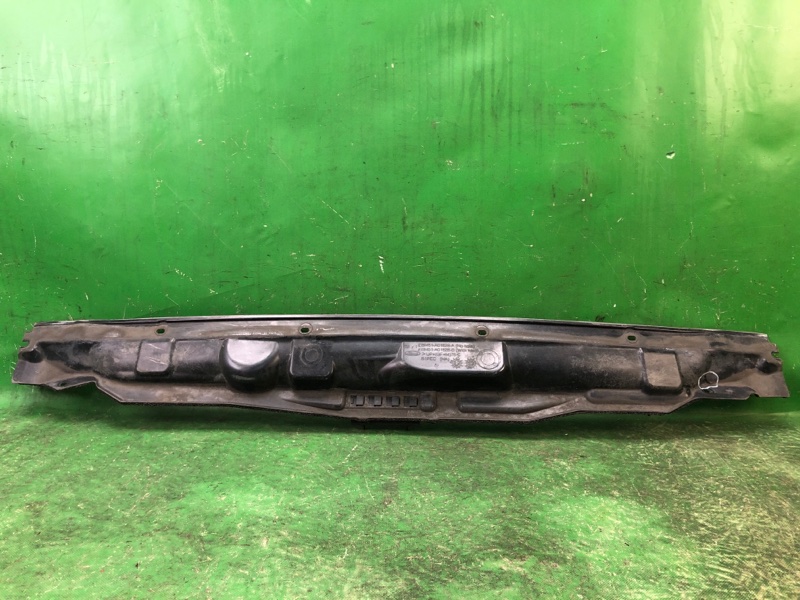 Пластик под лобовое стекло / Жабо FORD FOCUS 10-18 BM5Z-58016B26-A Б/У