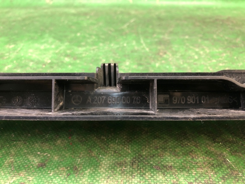 Пластик салона E-CLASS C207 09-16