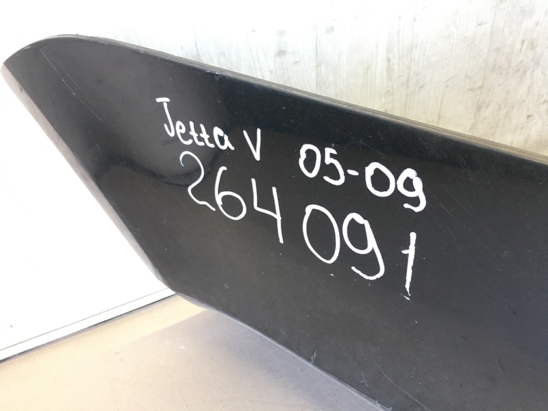 Бампер задний JETTA 05-10 2007 Седан 2.5