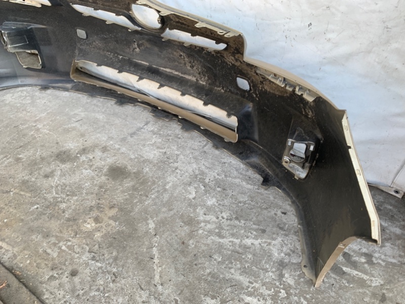 Бампер передний PRIUS - 30 09-17 Бампер передний PRIUS - 30 09-17