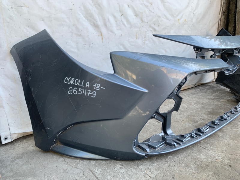 Бампер передний TOYOTA COROLLA 18-