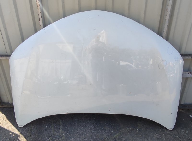 Запчасть капот TOYOTA RAV4 13-19 53301-42120 Б/У Капот TOYOTA RAV4 13-19 53301-42120 Б/У