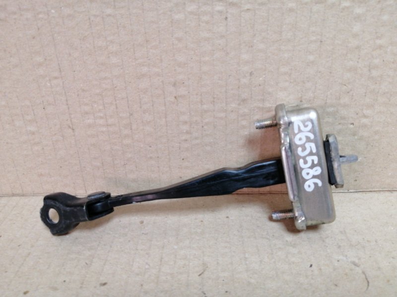 Ограничитель двери передний правый QX60/JX35 12-20 2013 3.5 VQ35DE Ограничитель двери передний правый QX60/JX35 12-20 2013 3.5 VQ35DE