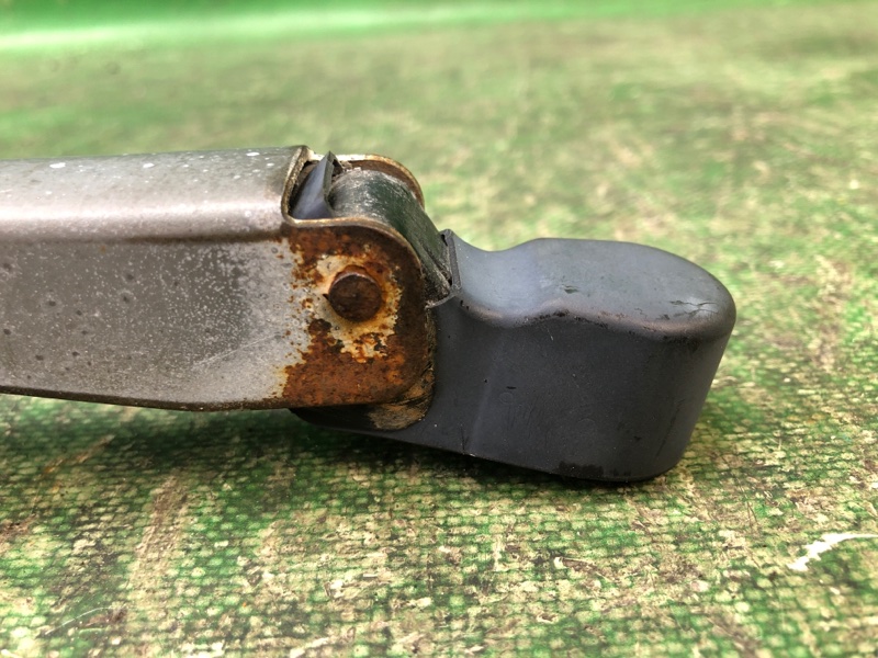 Поводок стеклоочистителя задний JUKE 10-19 2011 1.6 MR16DDT