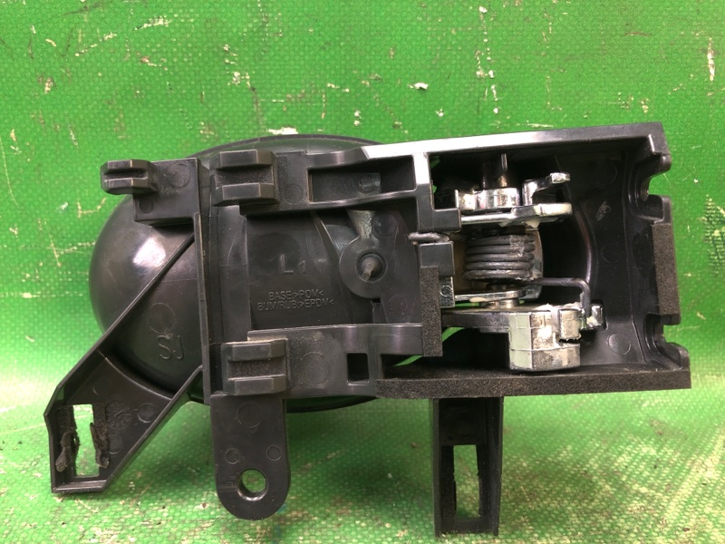 Ручка двери внутренняя задняя левая NISSAN JUKE 10-19 1.6 MR16DDT