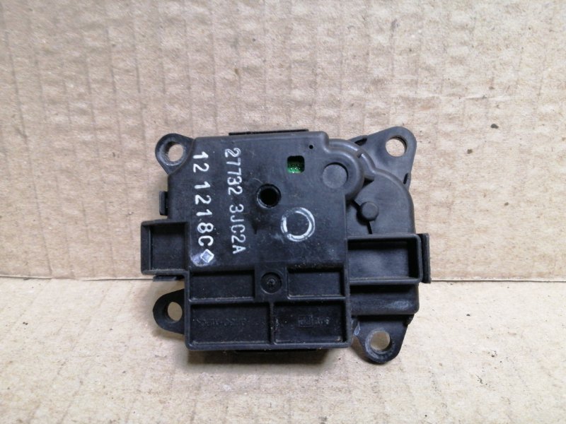 Моторчик заслонки печки QX60/JX35 12-20 2013 3.5 VQ35DE Моторчик заслонки печки QX60/JX35 12-20 2013 3.5 VQ35DE