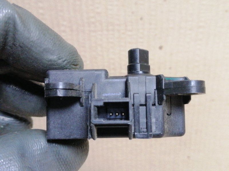 Моторчик заслонки печки INFINITI QX60/JX35 12-20 3.5 VQ35DE Моторчик заслонки печки INFINITI QX60/JX35 12-20 3.5 VQ35DE