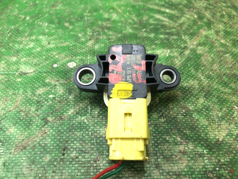 Датчик удара NISSAN JUKE 10-19 1.6 MR16DDT