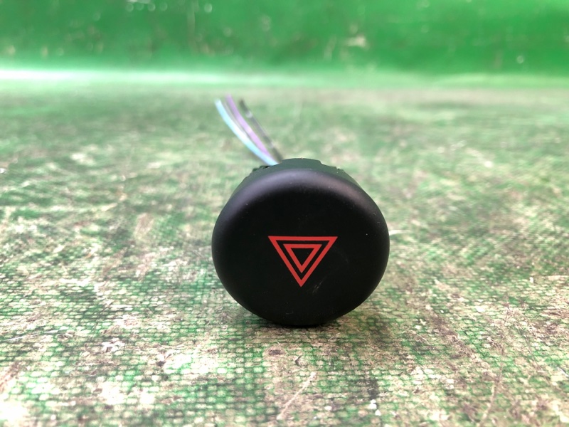 Кнопка аварийной сигнализации NISSAN JUKE 10-19 2011 1.6 MR16DDT 25290-1KA0A Б/У