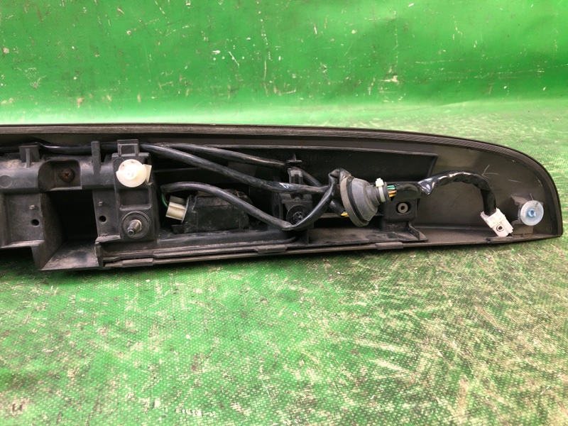 Панель подсветки номера JUKE 10-19 2011 1.6 MR16DDT