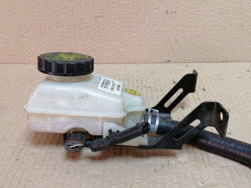 Бачок главного тормозного цилиндра INFINITI QX60/JX35 12-20 3.5 VQ35DE