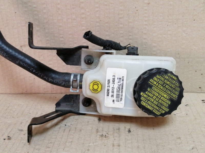 Бачок главного тормозного цилиндра QX60/JX35 12-20 2013 3.5 VQ35DE