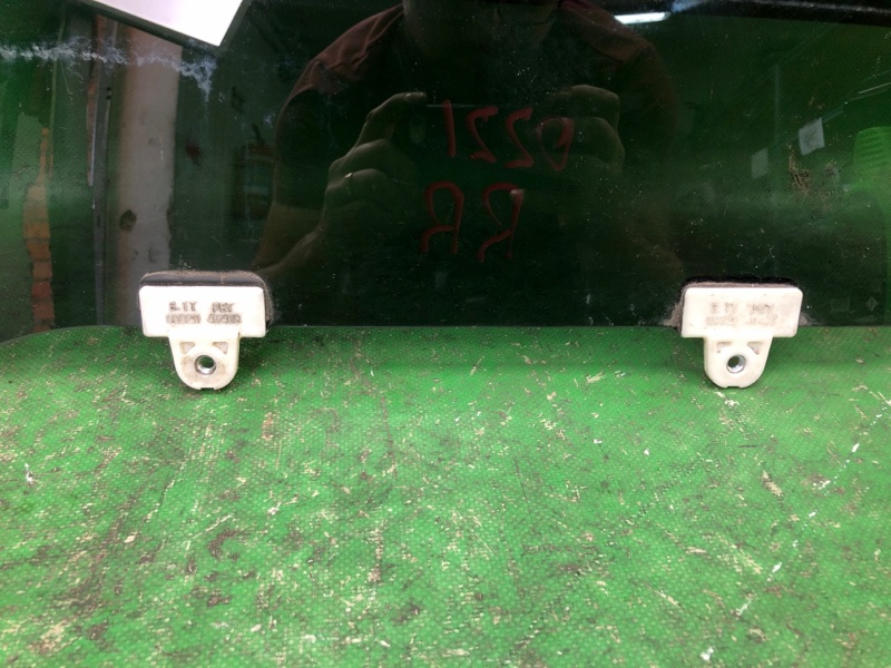 Стекло заднее заднее правое NISSAN JUKE 10-19 1.6 MR16DDT