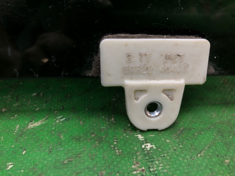 Стекло заднее заднее правое JUKE 10-19 2011 1.6 MR16DDT