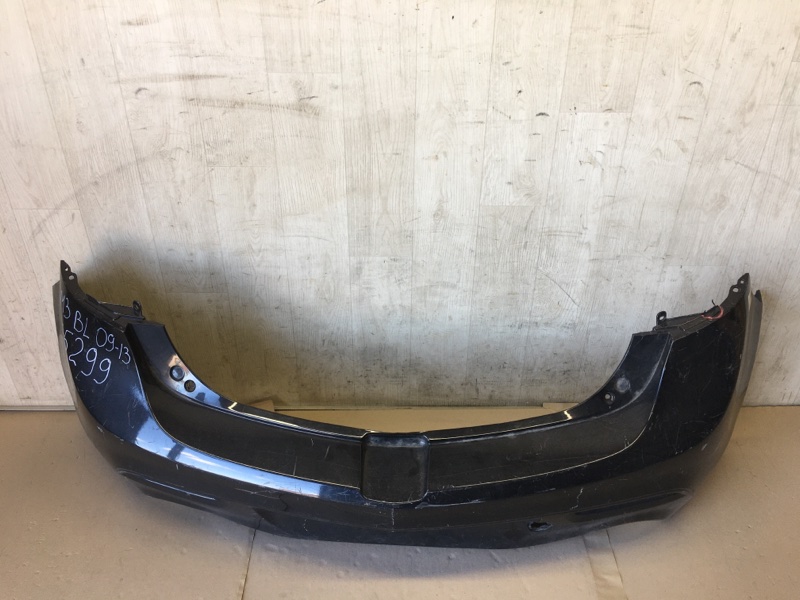 Бампер задний MAZDA 3 BL 09-13