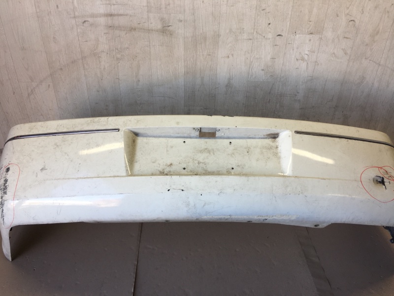 Бампер задний 300 04-10 2008 Седан 3.5 EGG