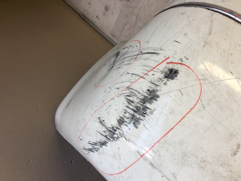 Бампер задний 300 04-10 2008 Седан 3.5 EGG