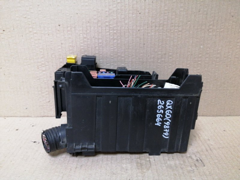 Блок предохранителей моторный отсек QX60/JX35 12-20 2013 3.5 VQ35DE