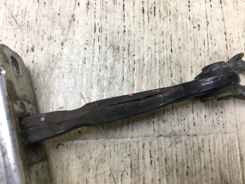 Ограничитель двери передний левый SONATA YF 10-14 2011 YF 2.4 G4KJ