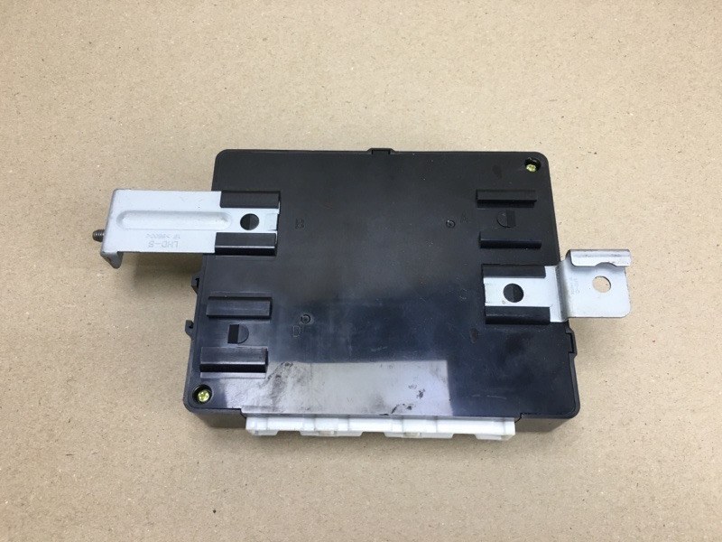 Блок электронный SONATA YF 10-14 2011 YF 2.4 G4KJ