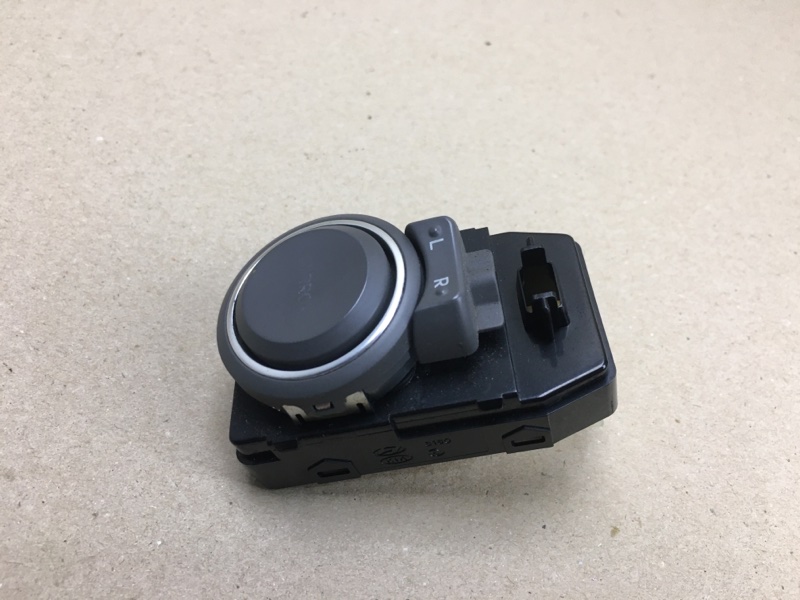 Блок управления зеркалами SONATA YF 10-14 2011 YF 2.4 G4KJ