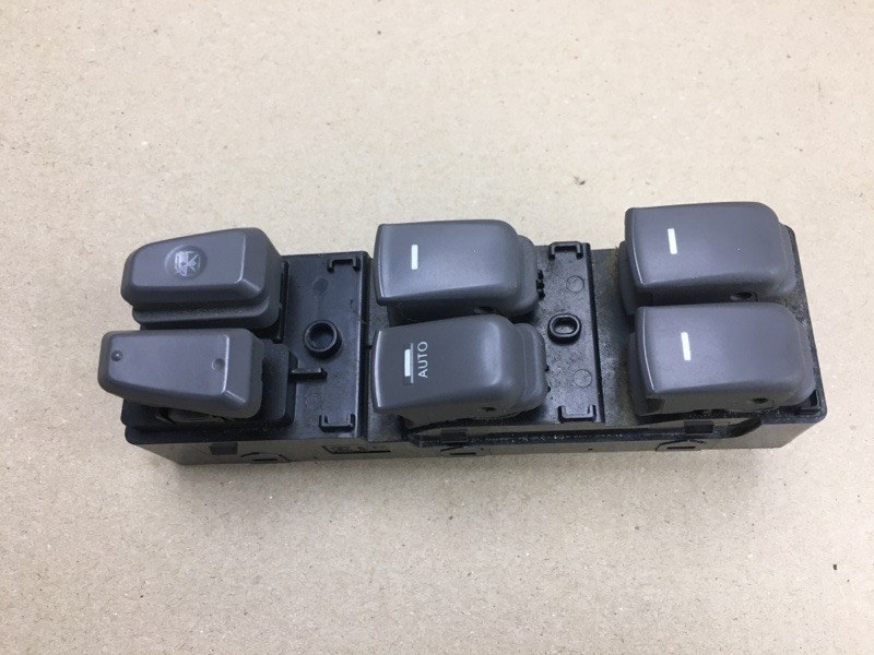 Блок управления стеклоподъемниками SONATA YF 10-14 2011 YF 2.4 G4KJ