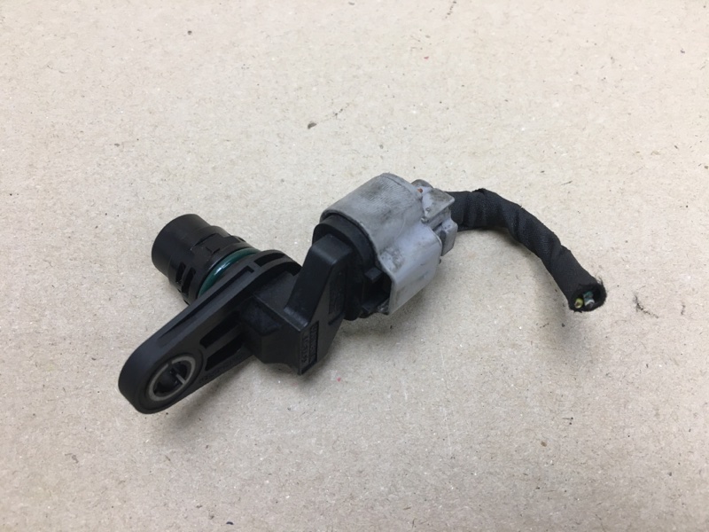 Датчик положения распредвала HYUNDAI SONATA YF 10-14 2011 YF 2.4 G4KJ 39350-25010 Б/У