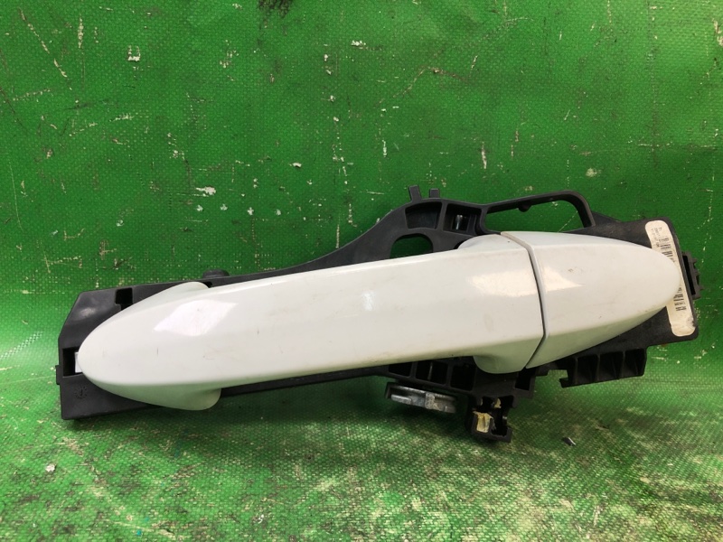 Ручка двери наружная задняя правая FORD FIESTA 08-17 2012 1.6 C16HDEX DE8Z-5422404-BA Б/У
