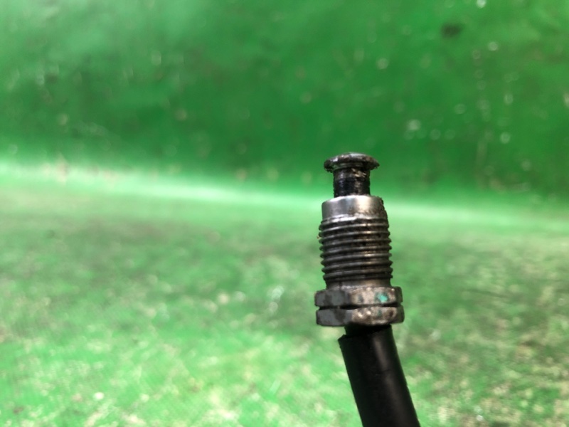 Трубка тормозная задняя правая FIESTA 08-17 2012 1.6 C16HDEX