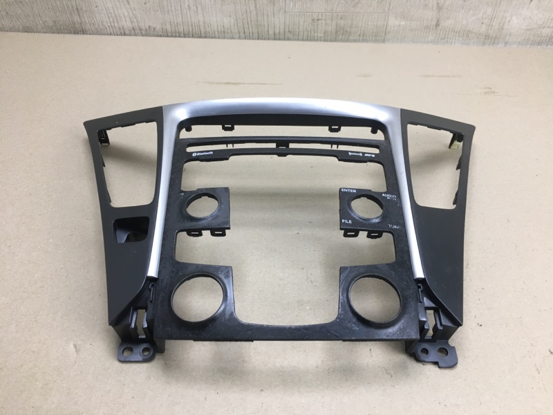 Накладка торпедо под магнитолу HYUNDAI SONATA YF 10-14 YF 2.4 G4KJ