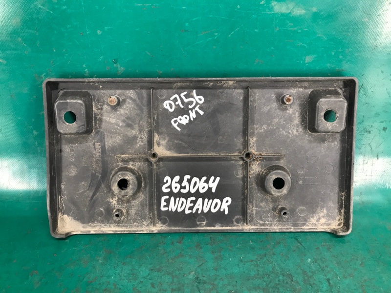 Площадка номерного знака ENDEAVOR 03-11 2003 Внедорожник 3.8