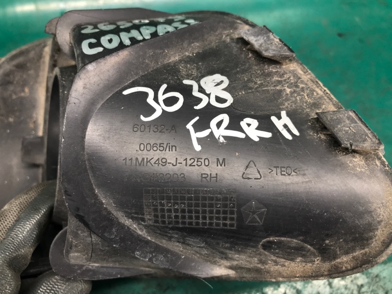 Накладка противотуманной фары правая COMPASS 06-16 2012 Внедорожник 2.0