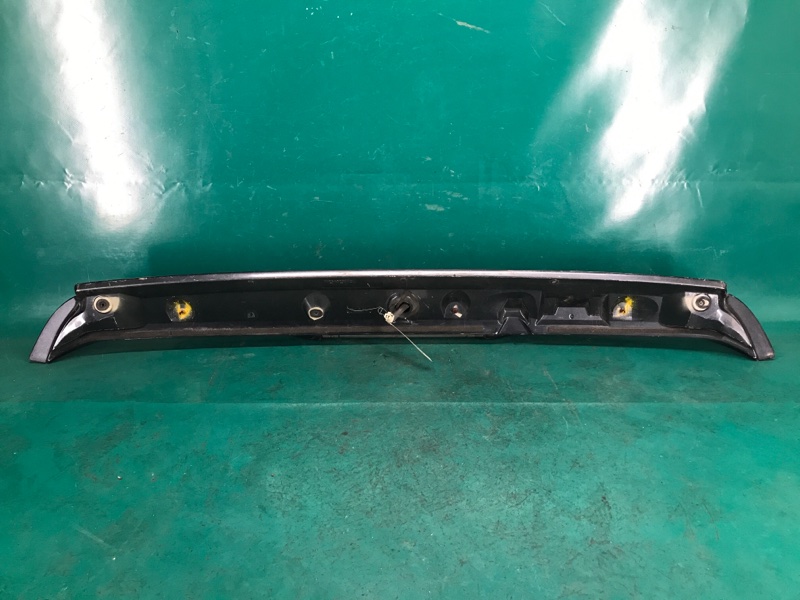 Спойлер крышки багажника RAV4 05-12 Спойлер крышки багажника RAV4 05-12