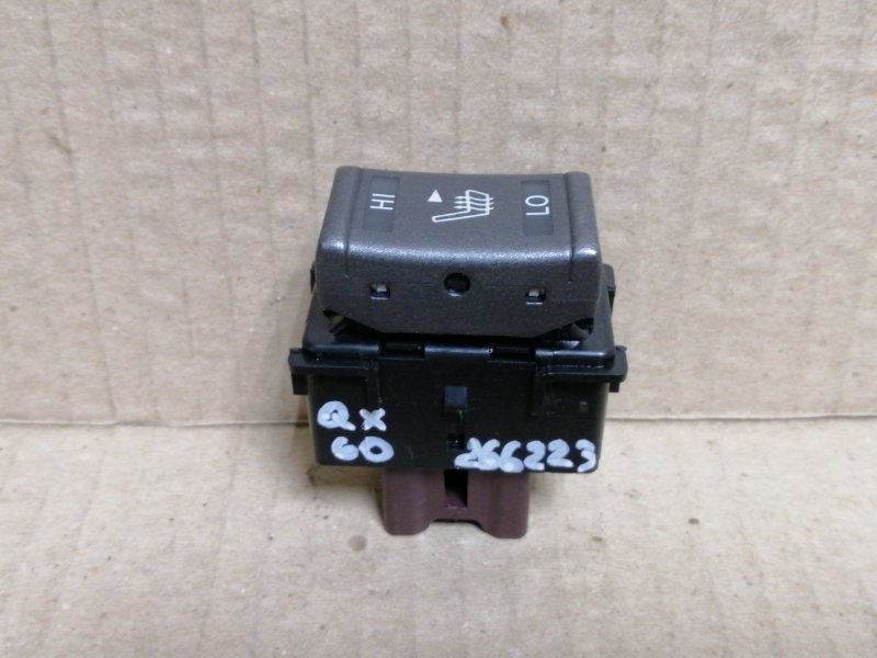 Кнопка обогрева сидений задняя правая INFINITI QX60/JX35 12-20 2013 3.5 VQ35DE 25500-3JA0A Б/У