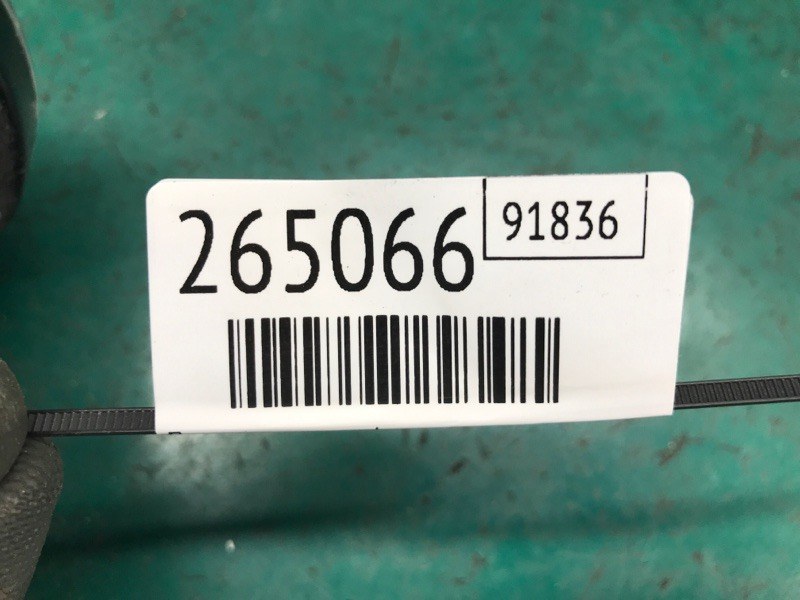 Противотуманная фара левая SOLARA 03-09 2006 Кабриолет 3.3 3MZ-FE