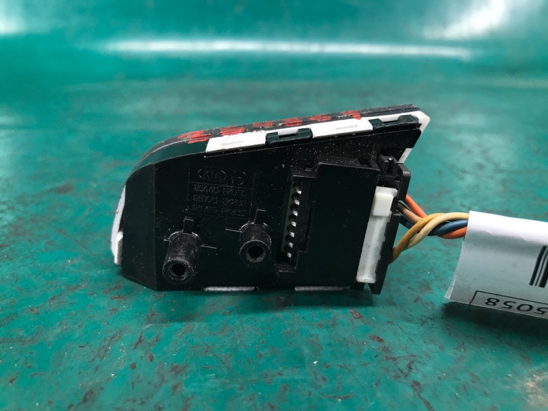 Кнопки на руль правые KIA FORTE/CERATO TD 08-13 Седан G4KD 2.0L