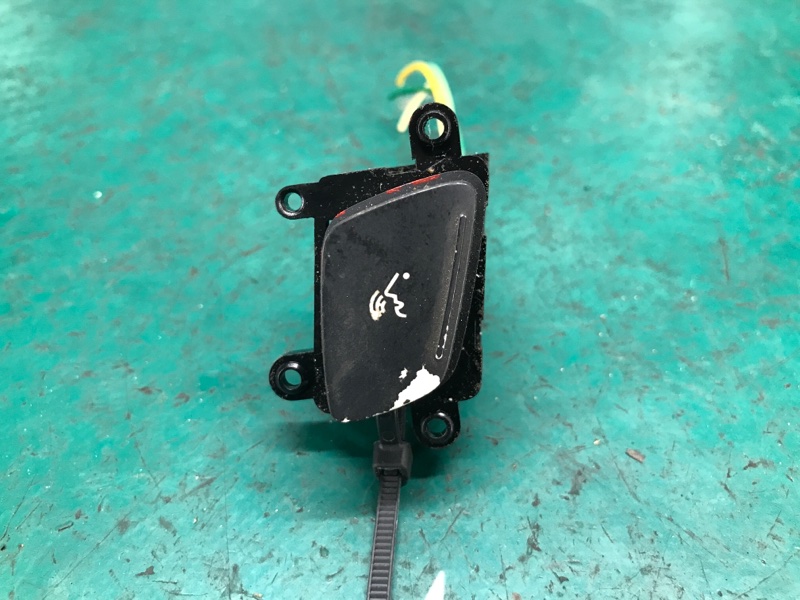 Кнопки на руль правые KIA FORTE/CERATO TD 08-13 2012 Седан G4KD 2.0L 96700-2K650 Б/У