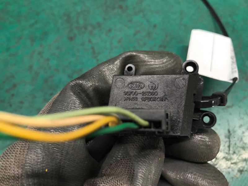 Кнопки на руль правые FORTE/CERATO TD 08-13 2012 Седан G4KD 2.0L